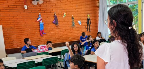 Professores podem receber até R$ 6 mil com novo programa da Prefeitura de Florianópolis