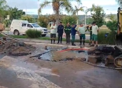 Vazamento de gás mobiliza forças de emergência e interdita trecho em Florianópolis