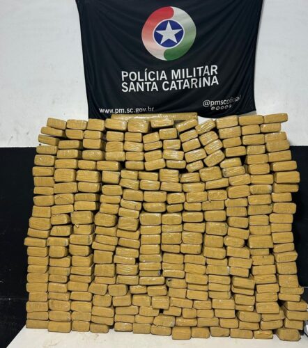 Mulher é presa com mais de 200 quilos de maconha em Itajaí