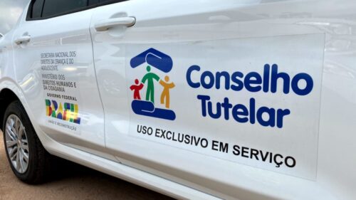 Denúncia sobre condições precárias de residência resulta no resgate de sete crianças abandonadas em Criciúma