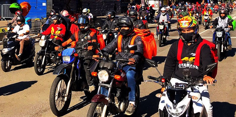 Motoentregadores por aplicativo convocam paralisação e protesto contra mudanças em plataforma de delivery