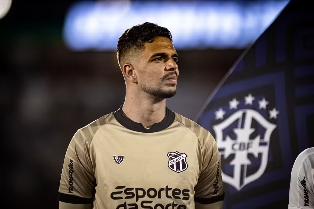Avaí anuncia goleiro que foi titular na Série A para reforçar elenco até 2027 - Foto: Gabriel Silva/Ceará SC