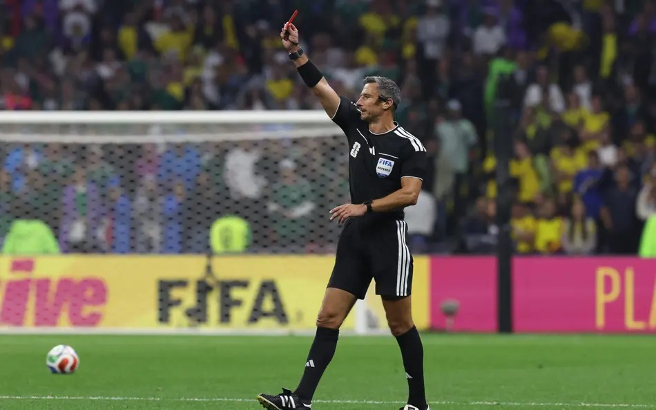 Fifa define árbitro da final entre Espanha e Argentina na Copa do Mundo