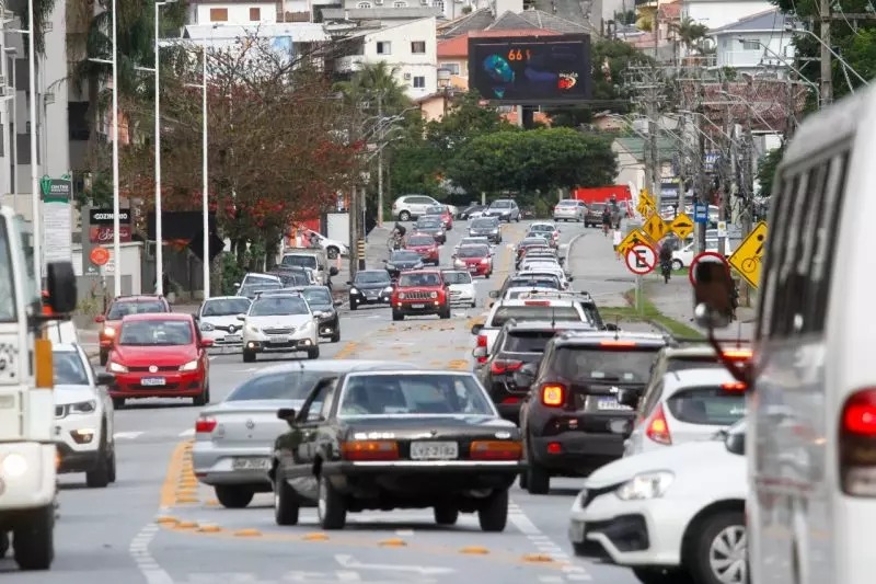 Fim dos engarrafamentos? Prefeitura inicia obra em um dos trechos mais críticos de Florianópolis