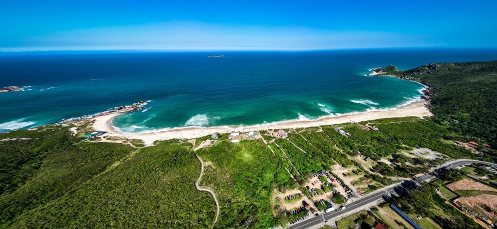 Florianópolis quer mudar acessos às praias mais famosas e população pode decidir
