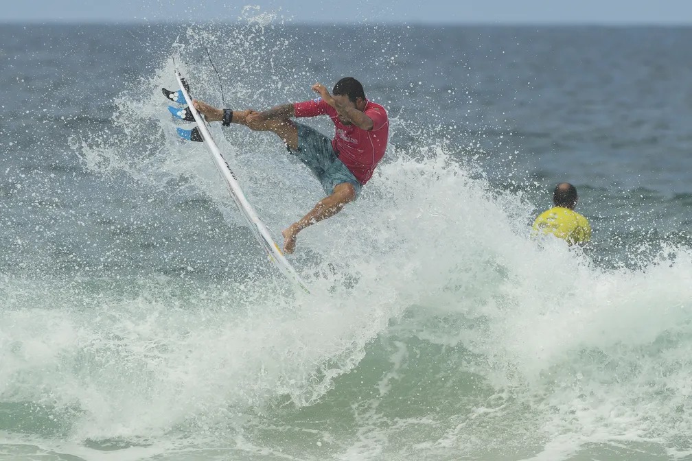 Laguna recebe etapa do maior Circuito Catarinense de Surf da história; veja quando