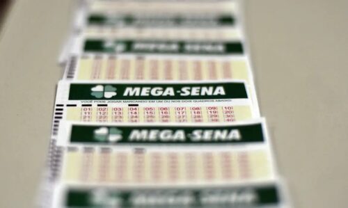 Mega-Sena acumula e prêmio dispara para R$ 27 milhões; veja os números sorteados
