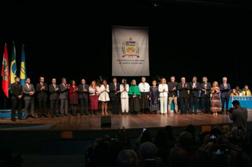 Nova gestão da UFSC toma posse e anuncia mudanças para os próximos quatro anos