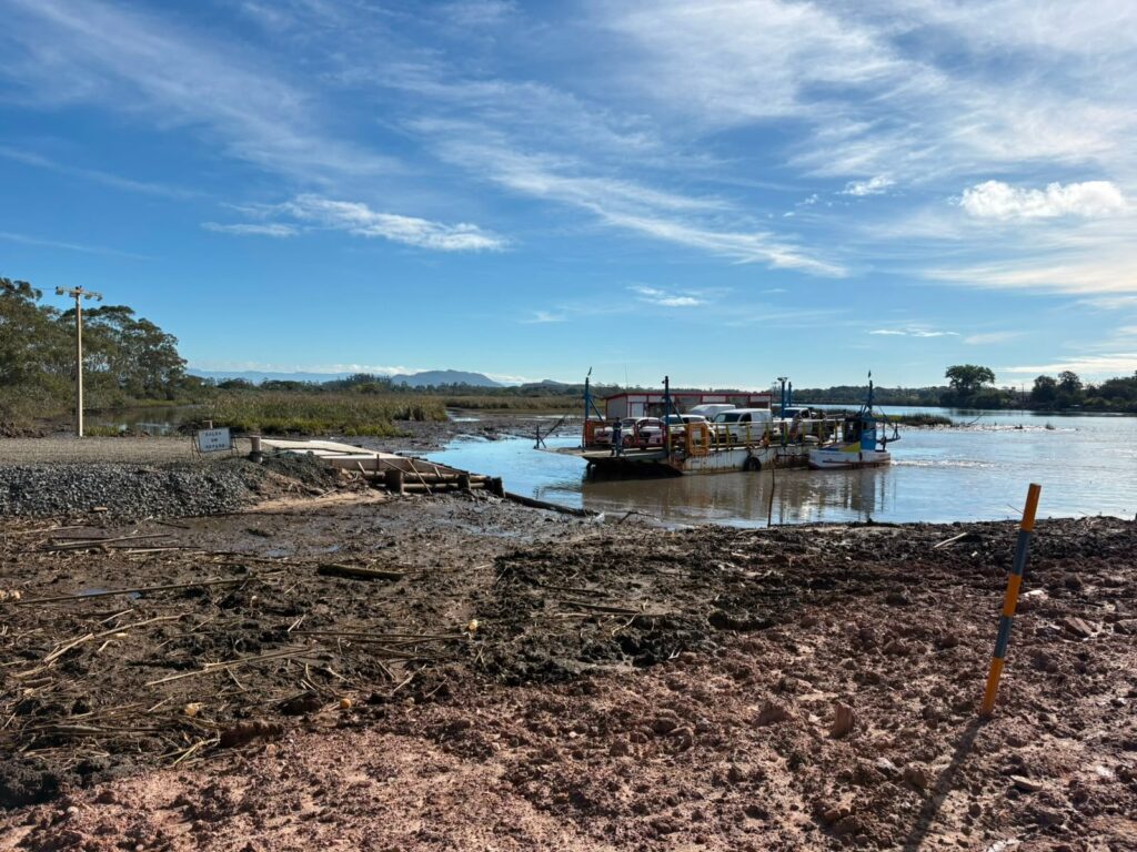 Obra da 4ª ponte avança em Araranguá e muda operação da balsa; veja o que está acontecendo
