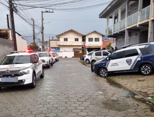 Operação conjunta encontra arma com numeração raspada e cobre furtado na Grande Florianópolis