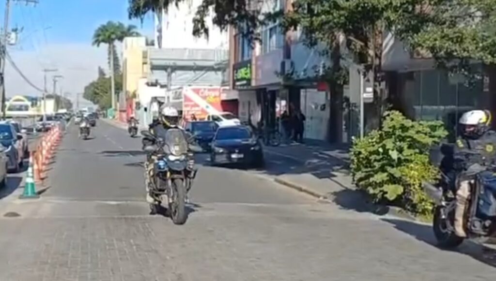 PRF faz escolta em tempo recorde para transportar órgão que salvará paciente em SP
