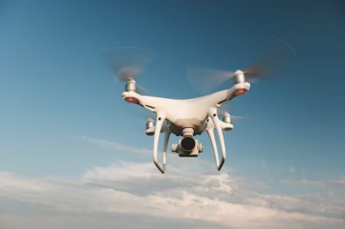 Prefeitura de Florianópolis avalia uso de drones para entregas e serviços urbanos