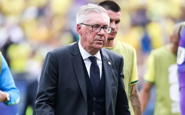 Seleção da Itália faz contato por Ancelotti e agita o futebol mundial