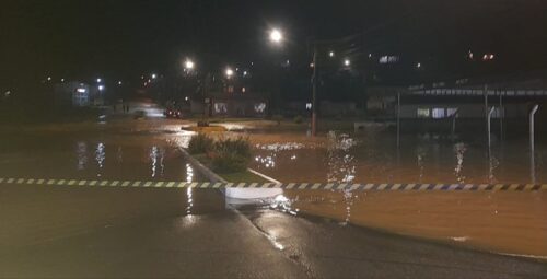 Tempestades deixam seis cidades em emergência e mais de 400 desalojados em SC