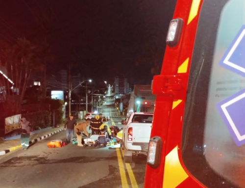 Trabalhador da coleta de lixo é atropelado e fica gravemente ferido em Içara