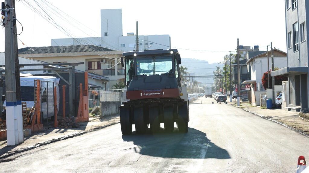 Tubarão anuncia investimento de R$ 6 milhões para asfaltar e revitalizar ruas