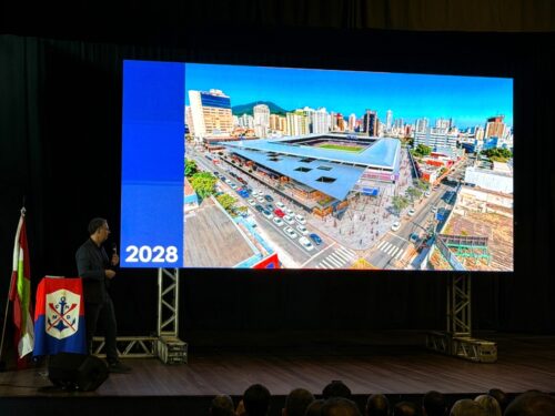 Projeto do novo Estádio Hercílio Luz com previsão para 18 mil lugares é apresentado em Itajaí