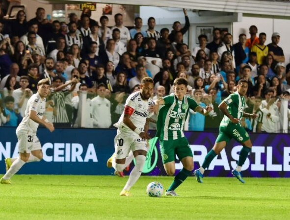 Chapecoense empata com Santos e soma ponto fora de casa na abertura do returno do Brasileirão 2026