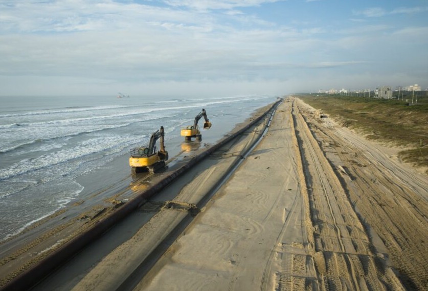 Obra de dragagem provoca interdição da Praia do Gravatá para alargamento a partir da próxima semana em Navegantes