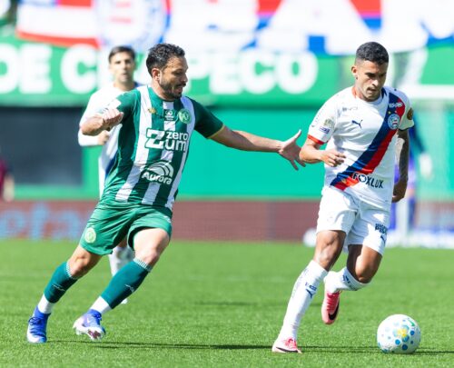 Chapecoense empata com Bahia pelo Brasileirão em jogo de seis gols na Arena Condá