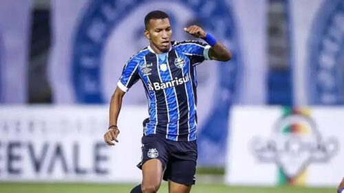Avaí anuncia reforço com passagem pelo Grêmio e futebol dos EUA para a Série B