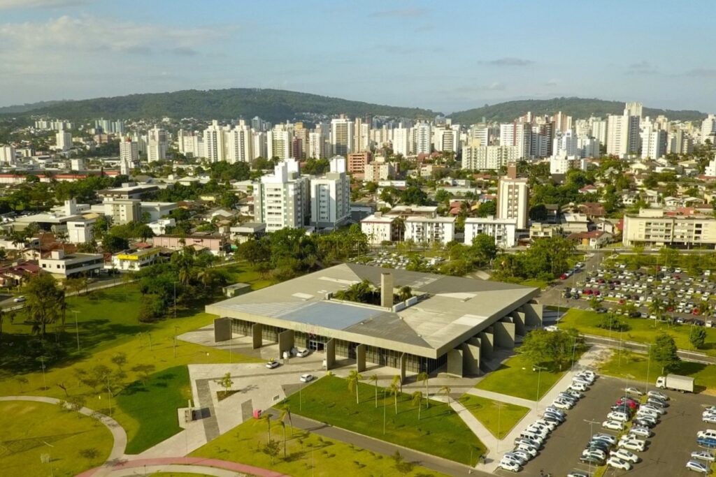 Criciúma cancela shows e decreta risco climático por causa do El Niño