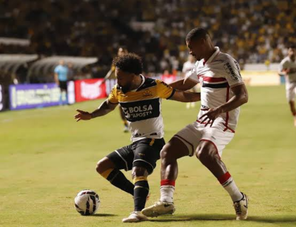 Criciúma chega a Ribeirão Preto com dúvidas para duelo decisivo