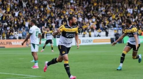 Criciúma perde quatro titulares para duelo decisivo da Série B
