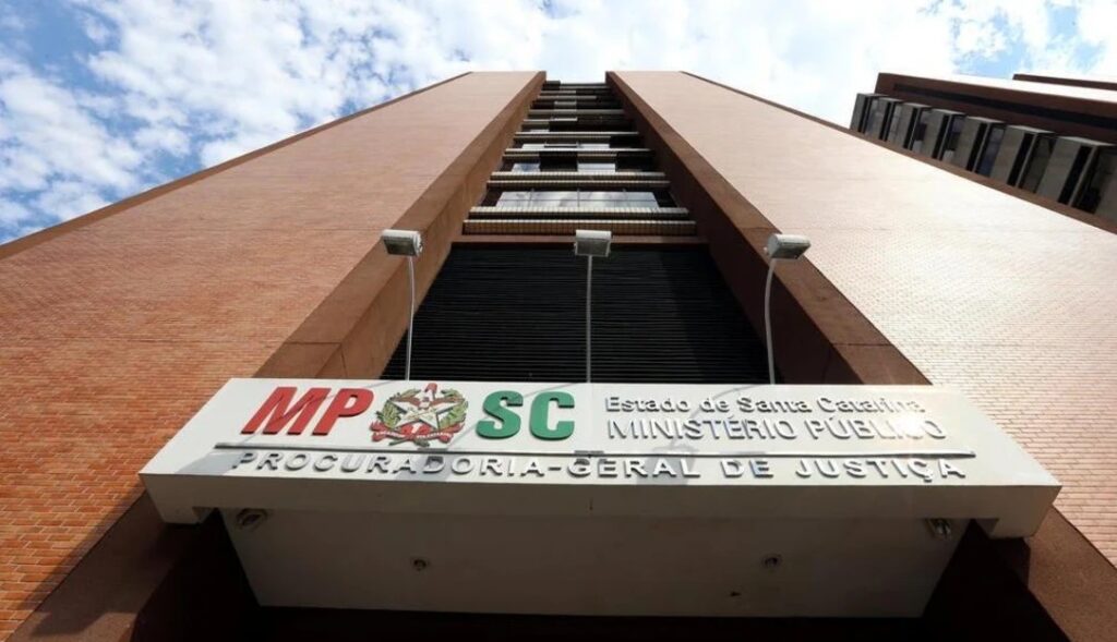 Fiscalização termina com prisão por maus-tratos a idosos em Joinville