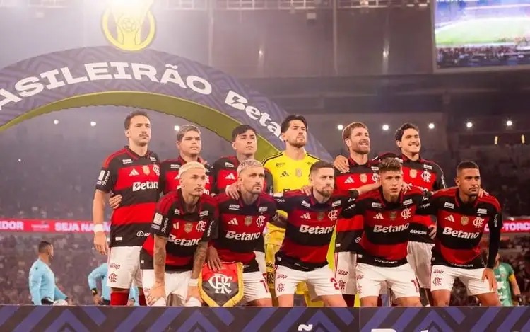 Flamengo lidera ranking de tempo de bola rolando no Brasileirão 2026