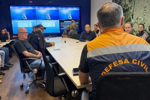 Itajaí se prepara para possíveis inundações após alerta climático