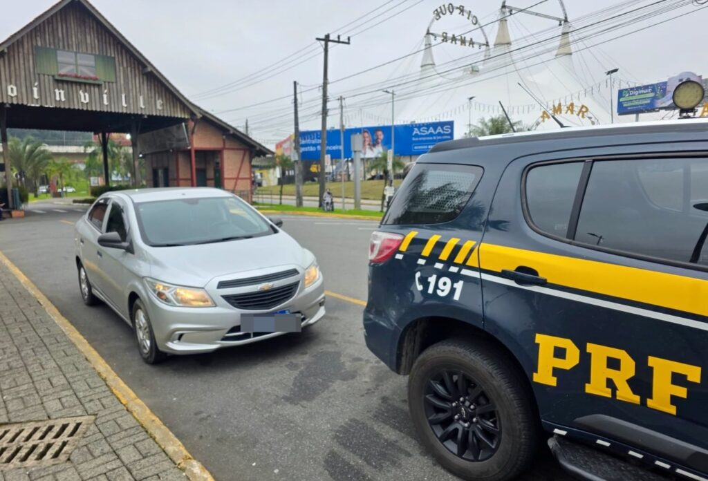 Ladrão furta carro em SC e acaba preso horas depois a caminho de outro estado