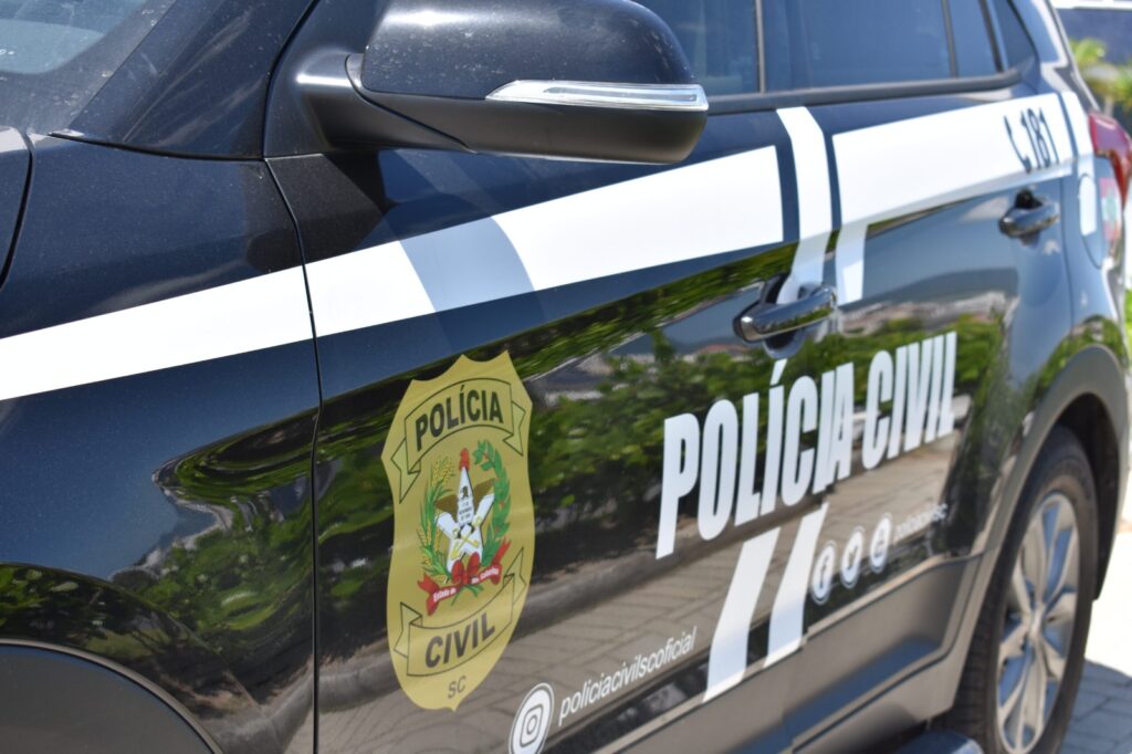 Mulher é resgatada de cárcere privado e homem acaba preso em Santa Catarina