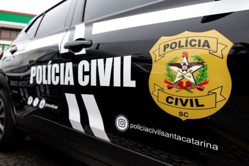 Operação em Laguna prende duas mulheres por tráfico de drogas