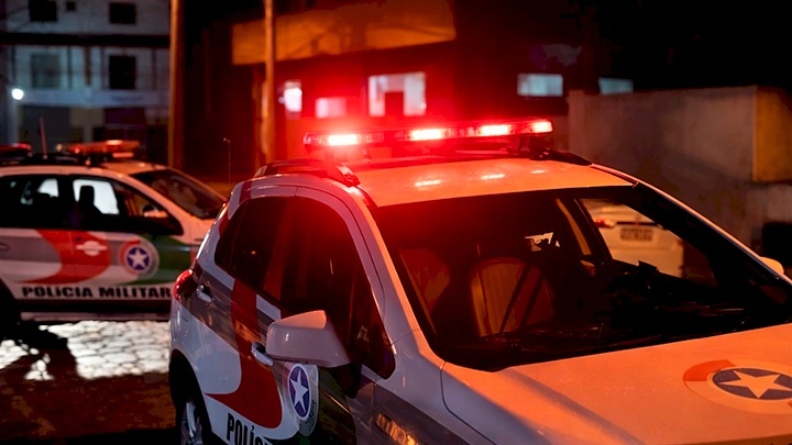Mulher é presa após matar homem a facadas durante briga em Joinville