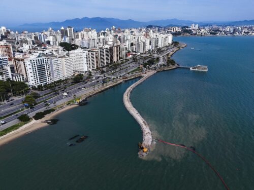 Parque da Beira-Mar Norte já supera 20% de avanço em um mês