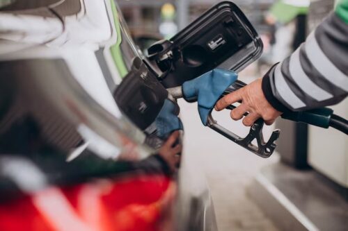 Posto de combustíveis é interditado após fiscalização em Florianópolis