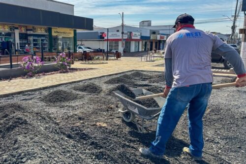 Praça de Criciúma ganha nova cara com obra de R$ 1,7 milhão