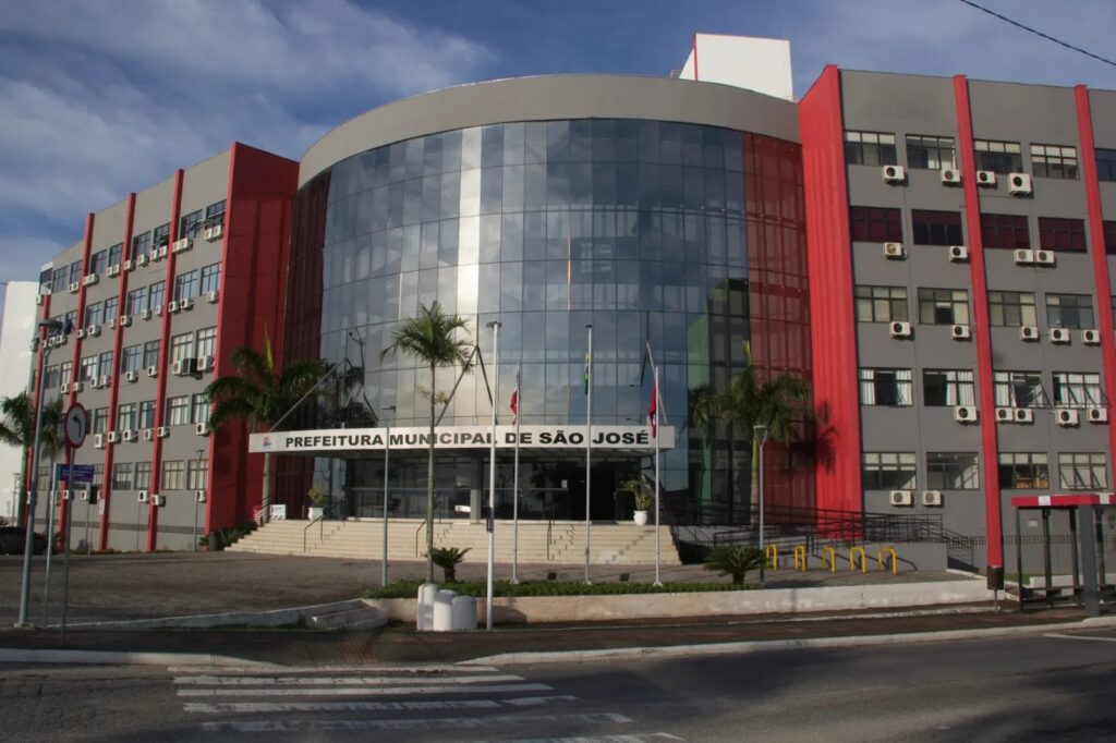 São José dá 24 horas para plano de saúde regularizar atendimento