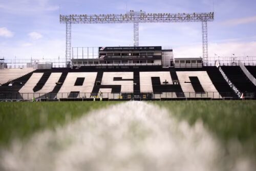Vasco x Vitória: onde assistir ao vivo pela Copa do Brasil
