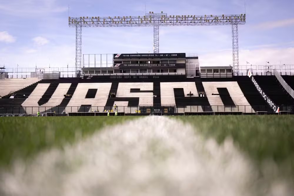 Vasco x Vitória: onde assistir ao vivo pela Copa do Brasil