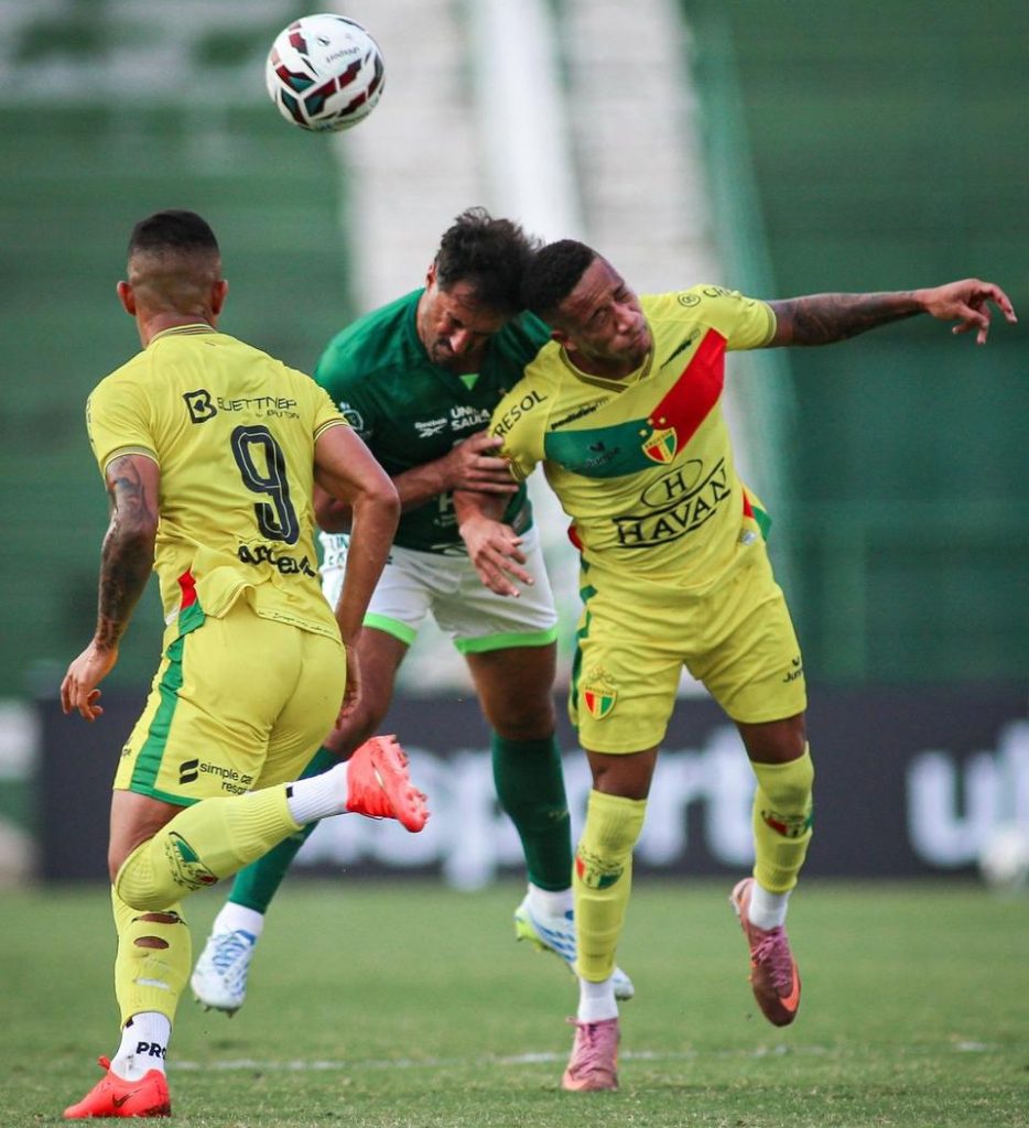 Brusque avança na luta pelo acesso e Figueirense e Barra garantem a permanência no Brasileirão da Série C. - Foto: Divulgação/ Raphael Silvestre/GuaraniFC