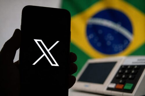 X muda algoritmo para candidatos durante eleições no Brasil