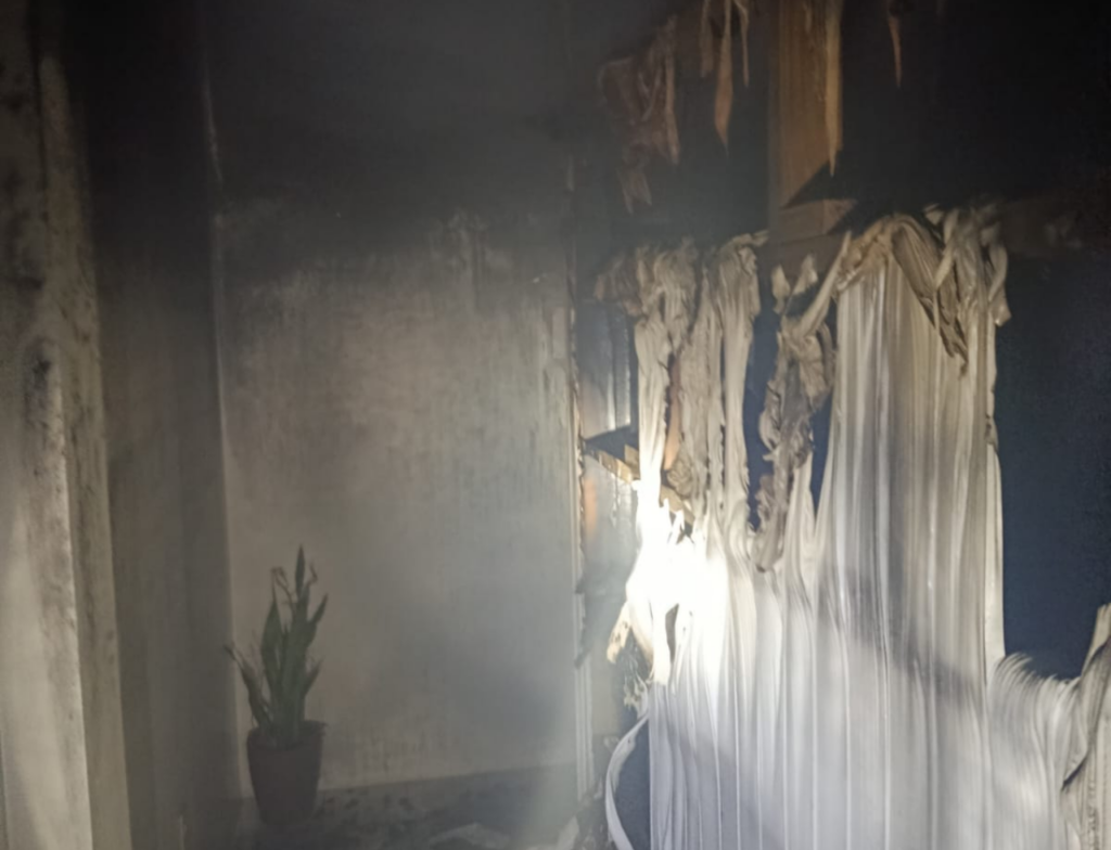 Incêndio atinge lanchonete e assusta moradores em Sombrio - Foto: Divulgação/CBMSC