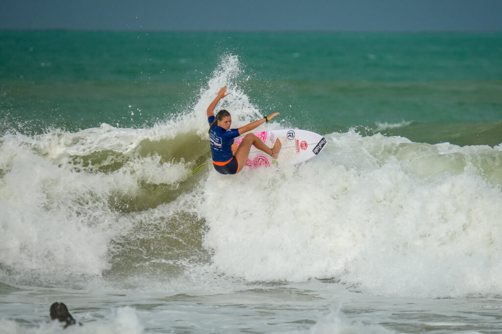 Navegantes sedia a final do Surf Brasil Base 2026 no último fim de semana deste mês. - Foto: Divulgação