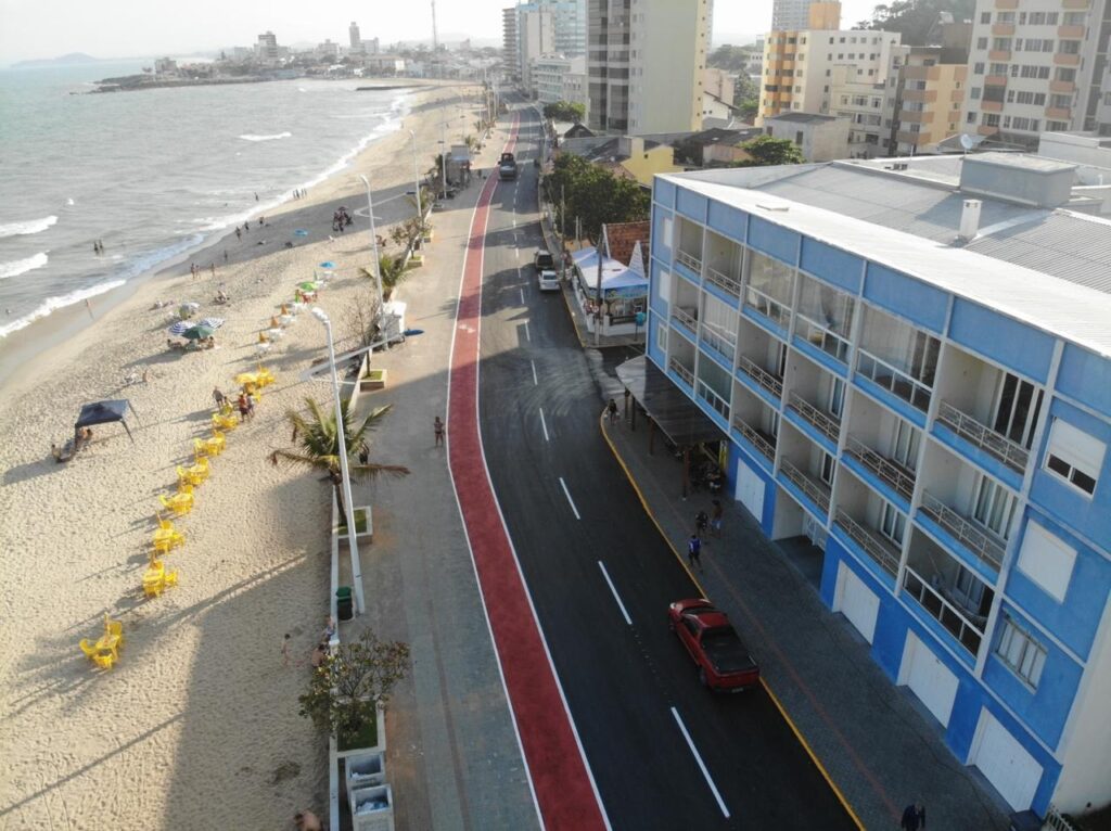 MPF vai à Justiça contra prédios que fazem sombra na praia em SC - Foto: Divulgação/Prefeitura de Barra Velha