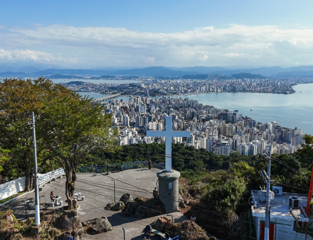 Mirante do Morro da Cruz terá programação especial neste sábado em Florianópolis - Foto: Divulgação/PMF