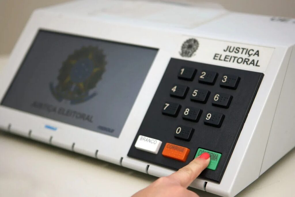 ropaganda eleitoral acende alerta em oito pontos de Florianópolis - Foto: Roberto Jayme