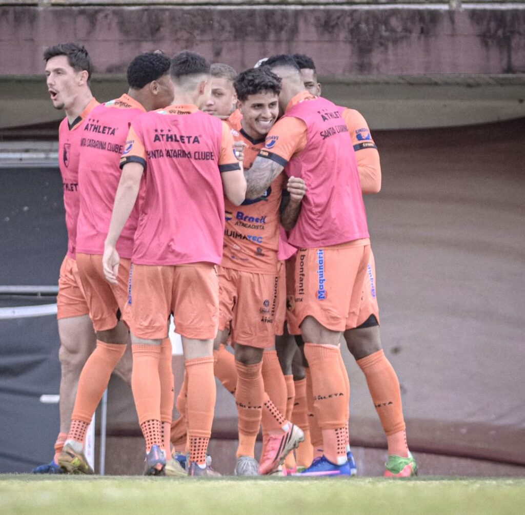 Santa Catarina assume liderança ao final da terceira rodada da Copa SC 2026. - Foto: Divulgação/Richard Ferrari