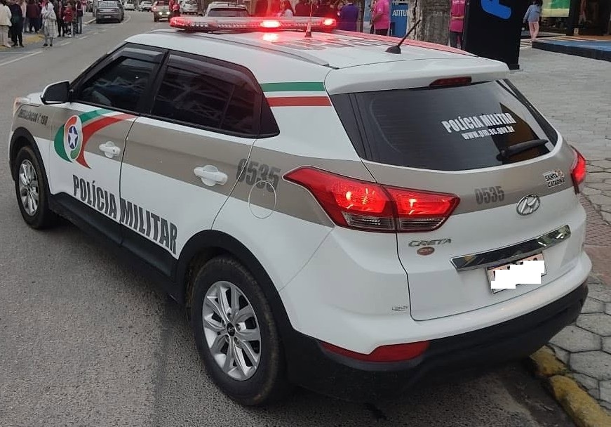 Homem é preso após tentar matar ex-companheira e incendiar quitinete em Itapema. - Foto: Divulgação